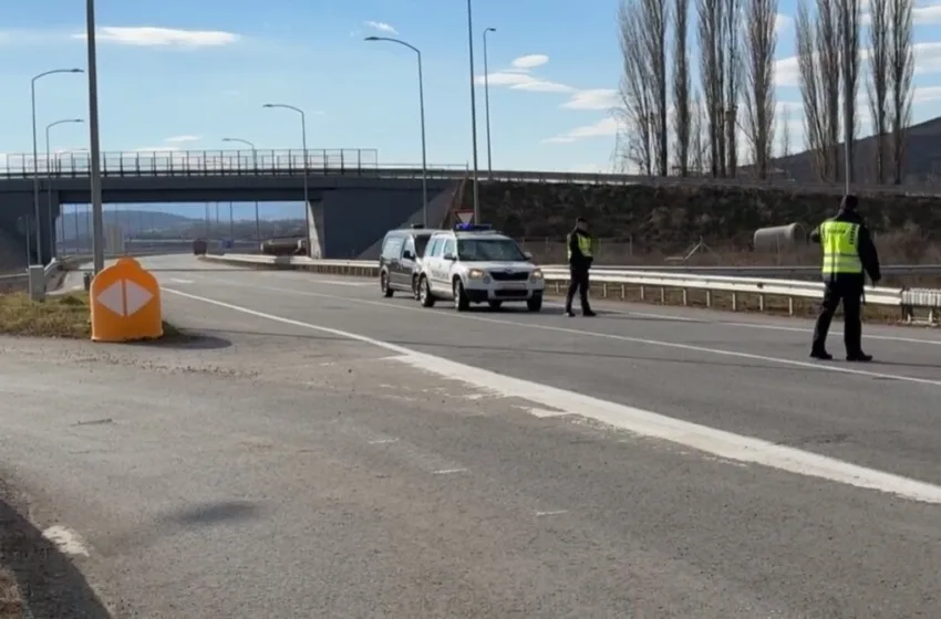  24-годишна девојка од Скопје и 52 годишен маж од Кочани се жртвите од несреќата на патот Штип – Кочани