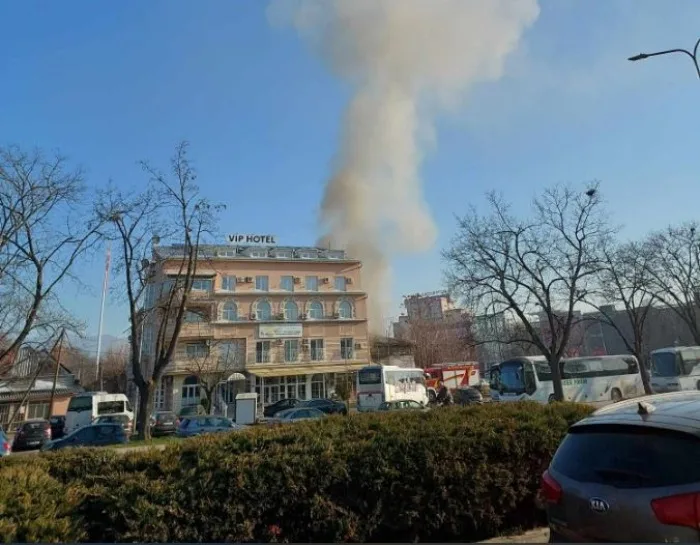 Пожар кај „Вип хотел“ во близина на Ист гејт