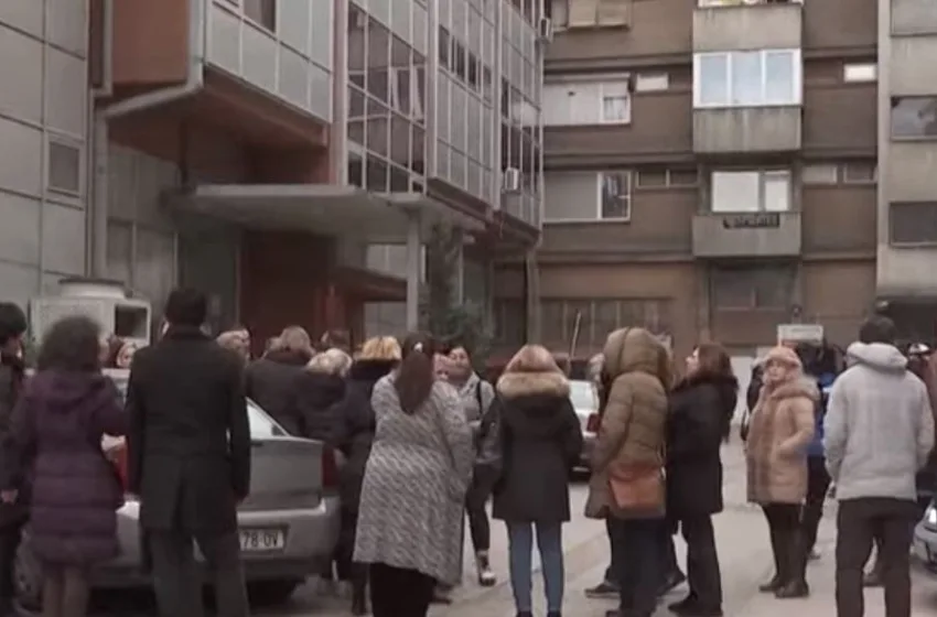  Започна штрајкот на вработените на Фондот за здравство