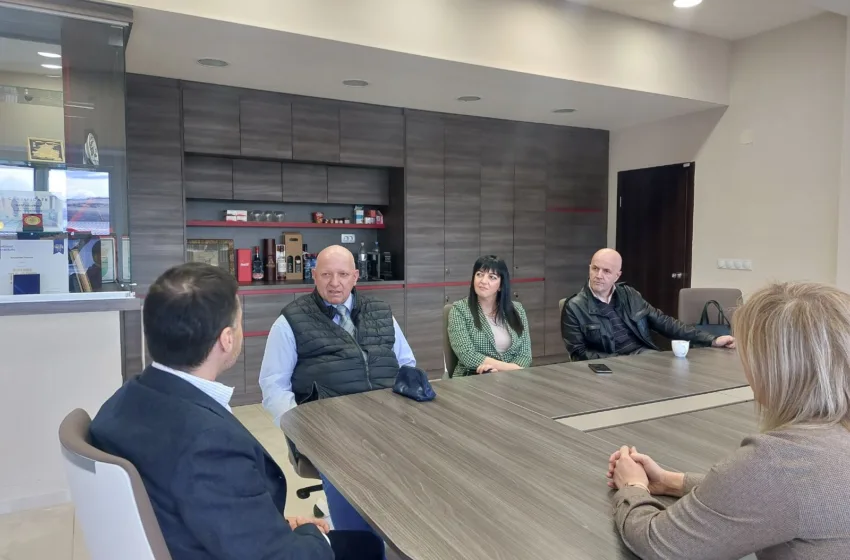  Азески на консултации кај компаниите-Бизнисот бара членство во Европската економска заедница