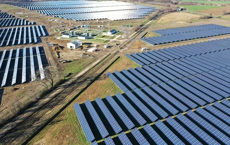 Кој ги продава најголемите фотоцентрали во Македонија?