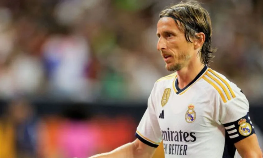  Анчелоти сака Модриќ да стане дел од стручниот штаб на Реал, но плановите на Хрватот се поинакви