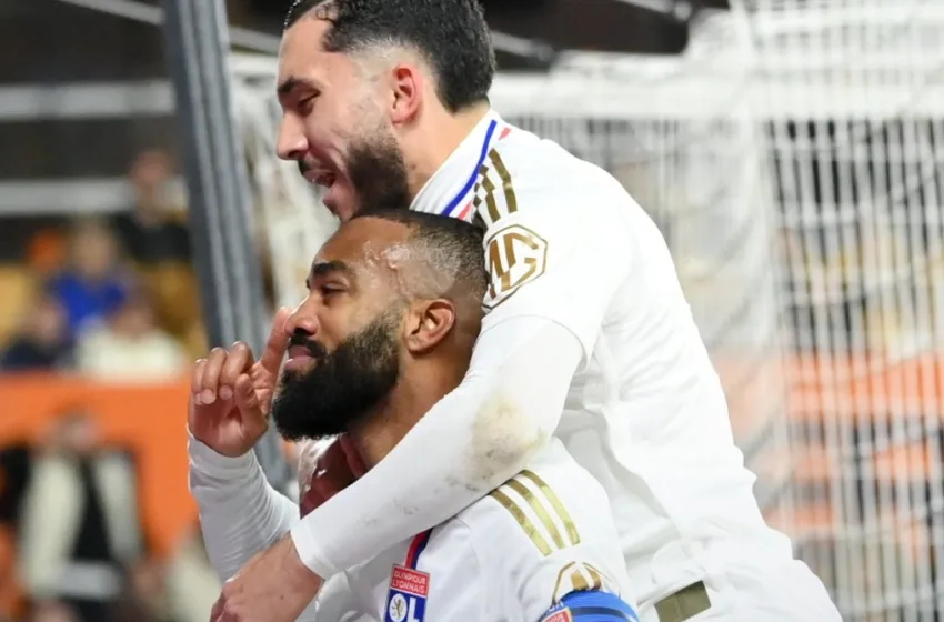 Лион со пресврт го совлада Монпелје и избега од зоната за испаѓање