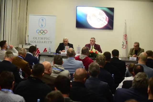 Полицијата „влезе“ во МОК, Димевски изненаден од постапките на МВР (ФОТО)