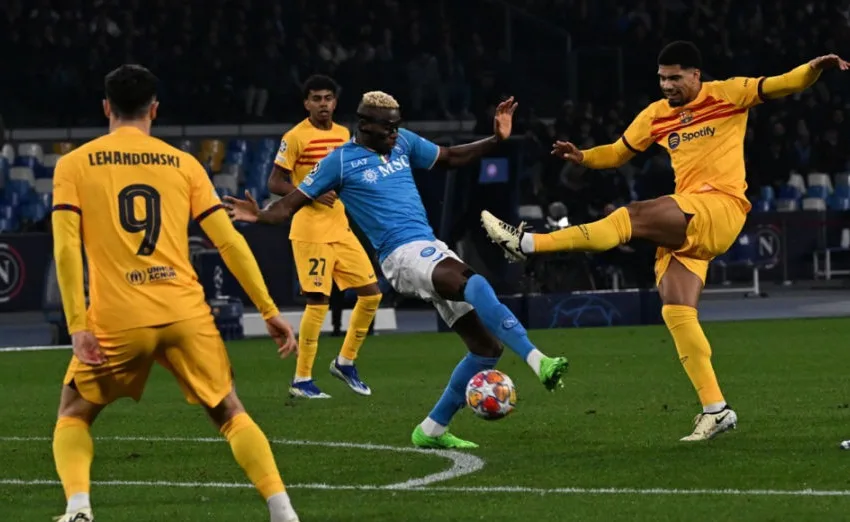  Осимен го спаси Наполи од пораз против Барса, Порто во 94. минута го победи Арсенал! (ВИДЕО)