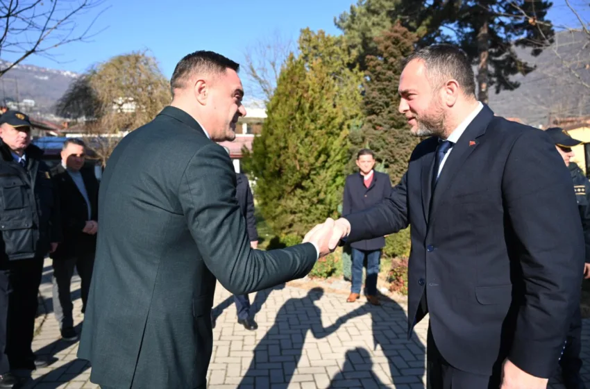 Тошковски во посета на СВР Тетово
