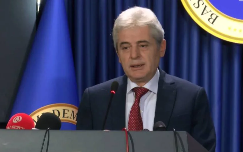 Ахмети утре со прес конференција, ќе соопштел одлична вест!