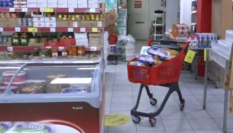  За над 300 денари поскапе потрошувачката кошничка: На едно семејство му требаат 57.476 денари!