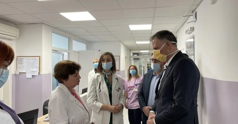 Две деца примија трикафта, белодробната функција им е подобрена