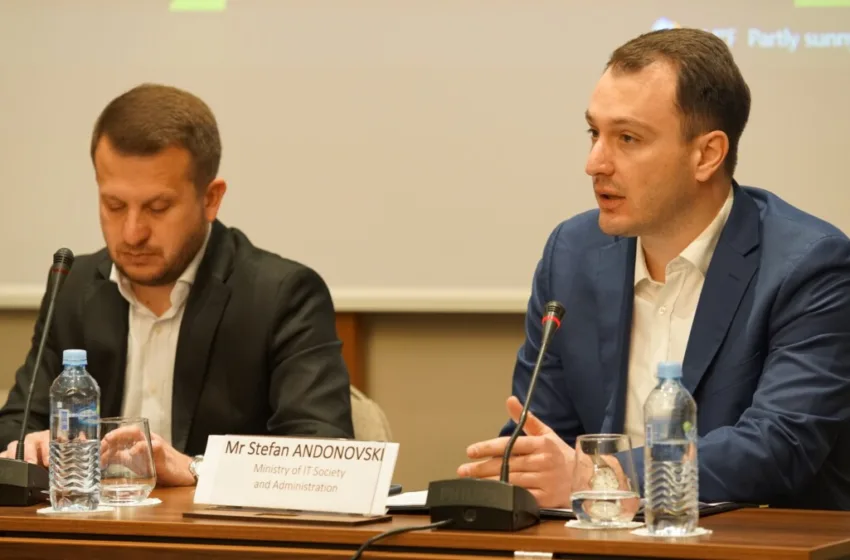 Дигитализацијата е решение за сеприсутната корупција и достапни услуги за сите граѓани