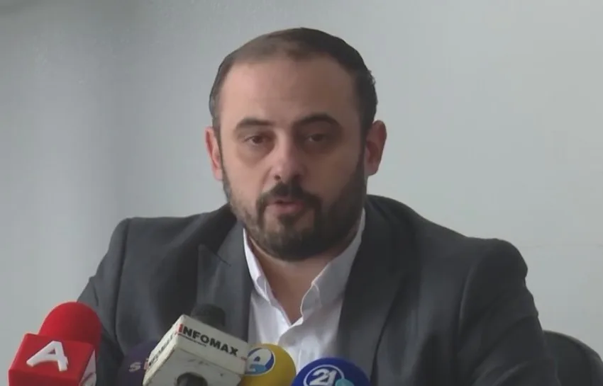 Ѓорѓиевски ја разреши директорката осомничена за поседување на лажна диплома за странски јазик