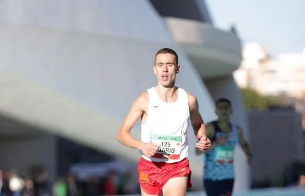  Дарио Ивановски постави нов македонски рекорд во Севилја!