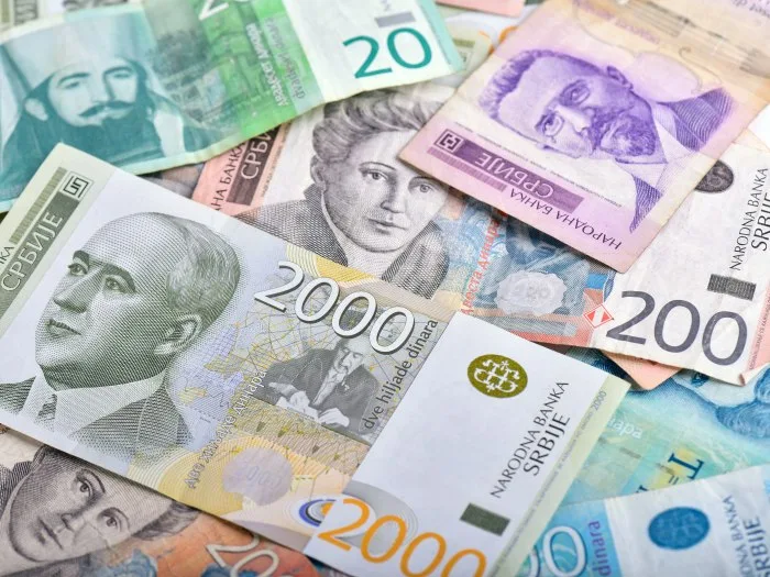  Франција бара итно суспендирање на одлуката за забрана на динарот