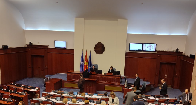 ТРЕБА ДА СТАВИ КРАЈ НА НЕЛОЈАЛНАТА КОНКУРЕНЦИЈА: Собранието го донесе Законот за нефер трговски практики