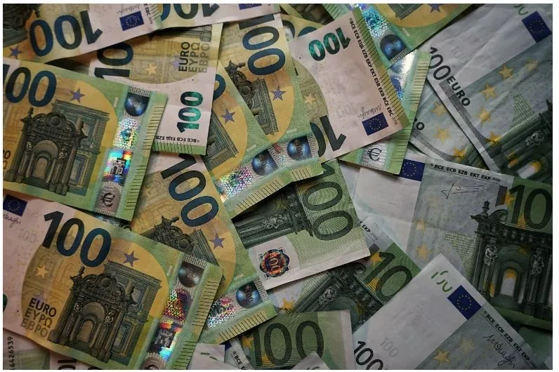  НАЈБОГАТИОТ ШТЕДАЧ ВО ЦРНА ГОРА НЕ Е ЖИТЕЛ НА ДРЖАВАТА: Има орочени 26,5 милиони евра