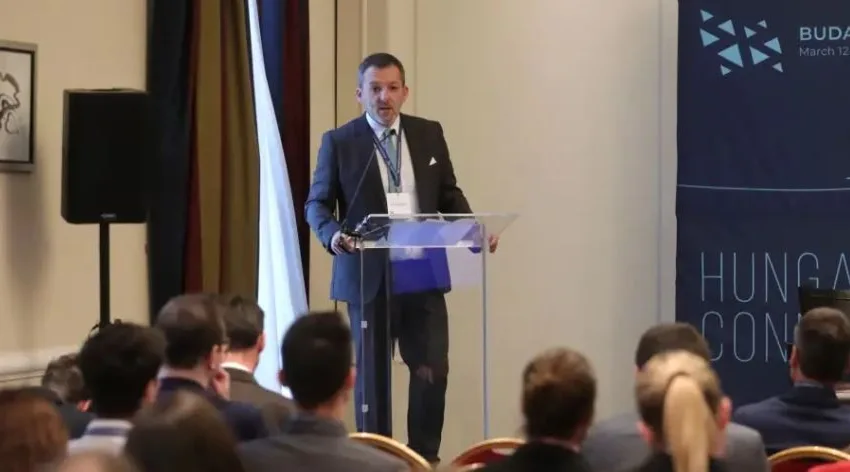 ИСТ БРОЈ ЛУЃЕ ВО СЛОВЕНИЈА ПРОИЗВЕДУВААТ 5 ПАТИ ПОВЕЌЕ ОТКОЛКУ ВО МАКЕДОНИЈА: според Деспотовски увозот на работници не е единствено решение