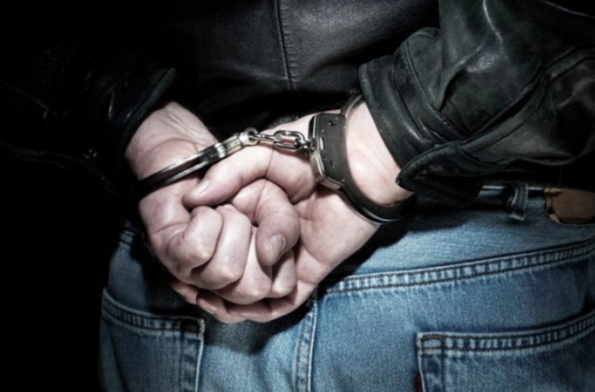  Сакал да продаде 96 илјади фалсификувани долари: „Падна“ Македонски државјанин во Косово