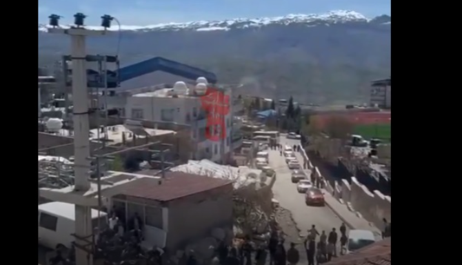 (ВИДЕО) КРВАВ ИЗБОРЕН ДЕН ВО ТУРЦИЈА: Загина човек, има и повредени