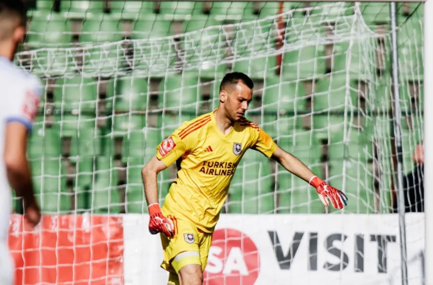  Дени Илиев со неверојатен кикс – прими гол од 35 метри! (ВИДЕО)