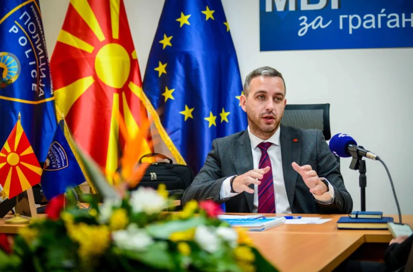 Бојмацалиев: Внатрешна контрола истражува зошто граѓаните не можат да ги подигнат готовите пасоши