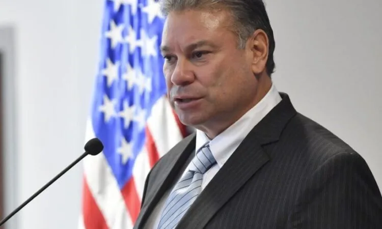  Ескобар: Северна Македонија треба веднаш да стане членка на ЕУ