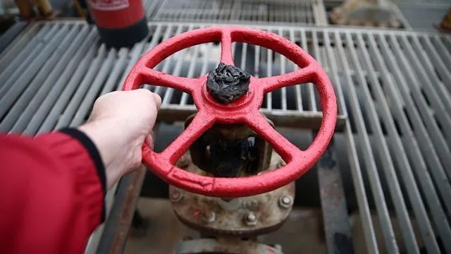 „МОРГАН СТЕНЛИ“: Цените на нафтата може нагло да пораснат и да изненадат