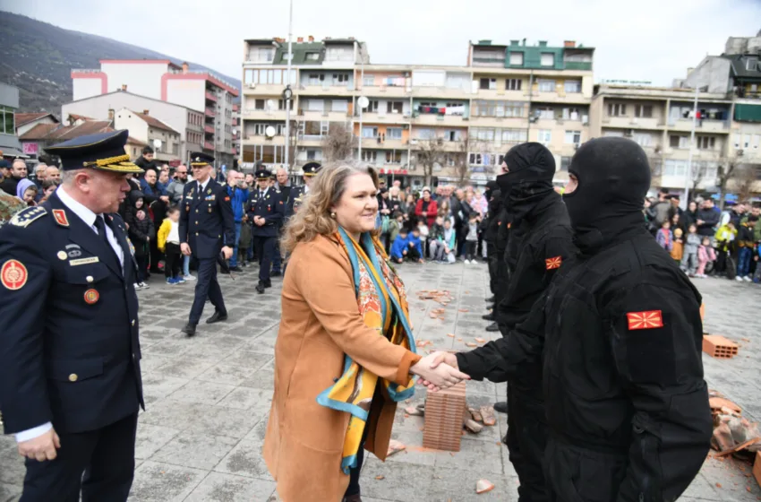  Отворените денови се начин да им покажеме на граѓаните како инвестираме во нивната безбедност, рече Петровска во Тетово