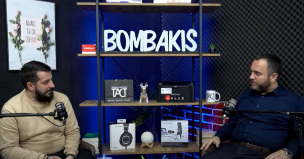 Тошковски во Бомбакис поткаст: Откако станав министер, малку време двојам за децата