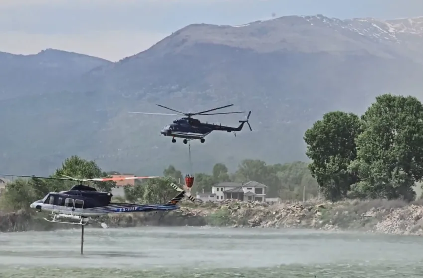  Хеликоптерите на МВР исфрлија над 50 тони вода врз пожарот во атарот на село Селце