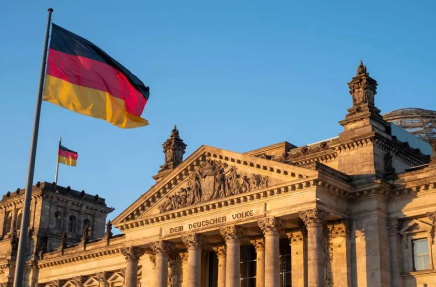 Германскиот парламент усвои закон со кој се олеснува законската промена на полот