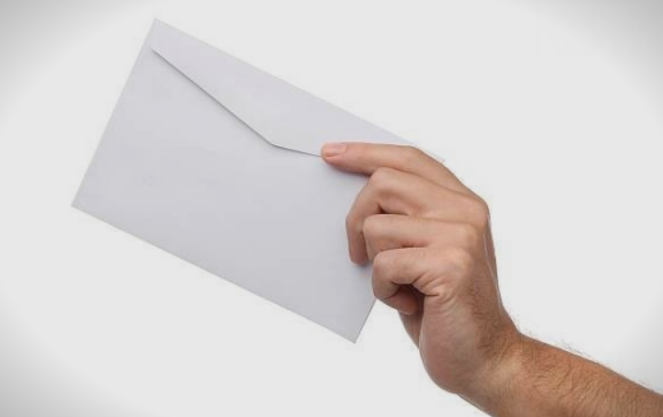  ВО РЕГИОНОТ: Сакаат да ја вратат платата во плик