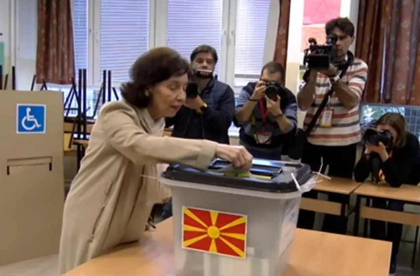  Силјановска Давкова: Направете го вистинскиот избор, споредете не само програми, споредете што се случуваше