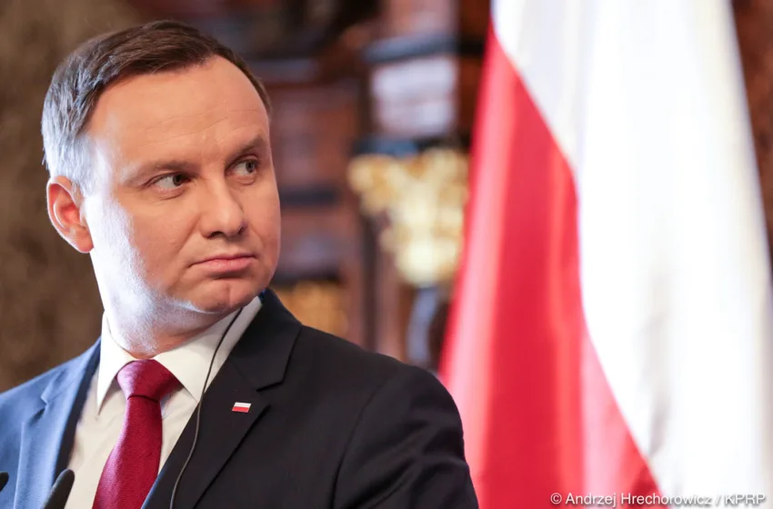 Дуда: Полска дозволува распоредување нуклеарно оружје на нејзина територија