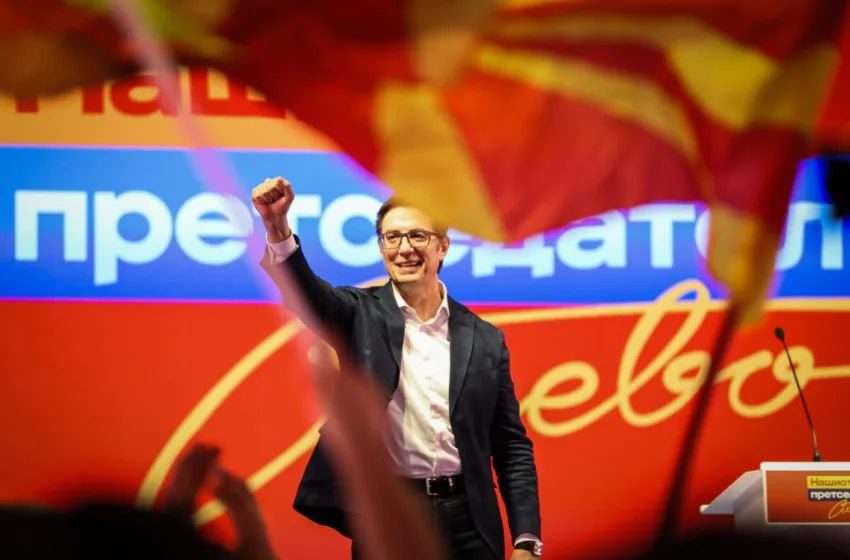  Пендаровски: Мицкоски е докажан извор на лажни вести, страв му е да не му се врати Груевски