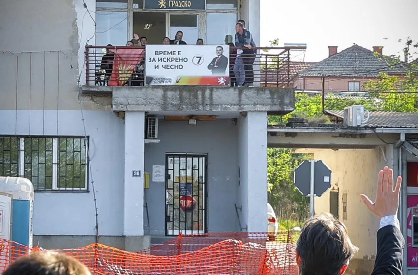  Пендаровски: Почит и поздрав до сите! За мене делби не постојат!