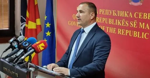 Ангелов до Ахмети: Кревај „рачна кочница“ со време, Мицкоски не е сам!