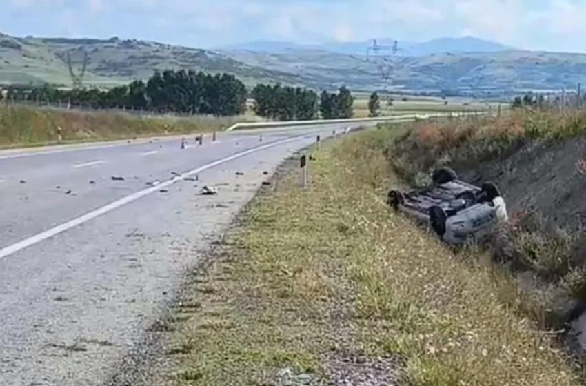  Нови детали од несреќата на патот Штип – Кочани – возилото прво удрило во маж кој ја косел тревата, а потоа се превртело!
