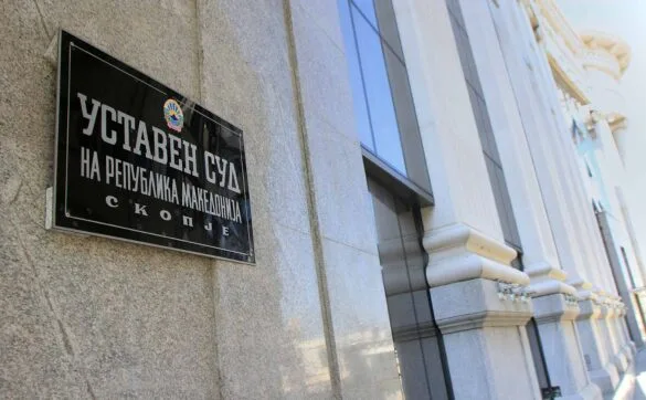 Уставен не може да изгласа претседател, седницата продолжува во понеделник