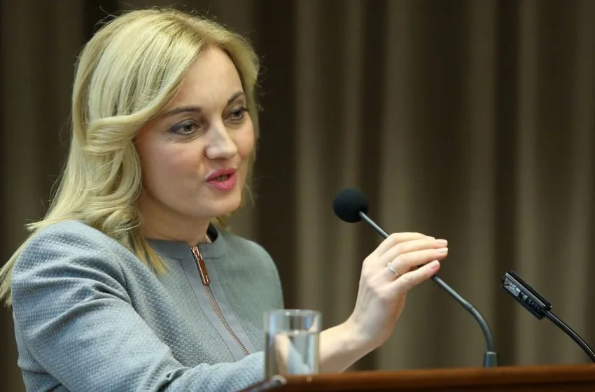 ЈА ИЗНЕНАДИ ЈАВНОСТА СО ПОДАТОКОТ ЗА ГОЛЕМАТА ЗАШТЕДА, ПА КУПИ СТАН ВО ЕЛИТНА НАСЕЛБА – која е хрватската пратеничка што ова си го дозволи, ја паметиме и овде