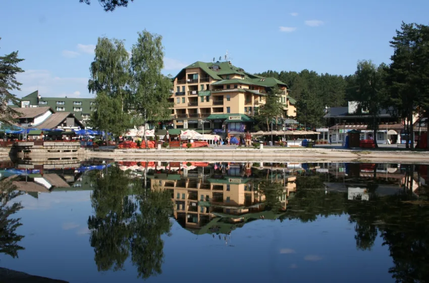 СТАНА КРАЛ НА НЕДВИЖНОСТИТЕ – познат српски трубач гради 17 луксузни вили на Златибор, еве кога ќе бидат вселиви