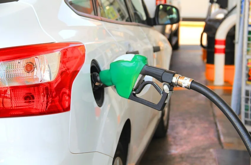  ВОЗАЧИ ПОЧЕКАЈТЕ ДО ПОЛНОЌ – цената на бензините се намалува, еве по колку ќе се продаваат горивата