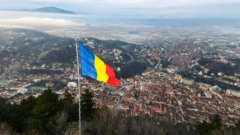 ПОВЕЌЕ ПАРИ ЗА РОМАНЦИТЕ: Државата ги зголеми најниските плати за 10 проценти
