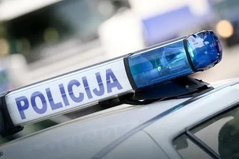 ЗАСТРЕЛАНО ДЕВОЈЧЕ (15) НА КАЛЕМЕГДАН: итно пренесено во Завод за мајки и деца