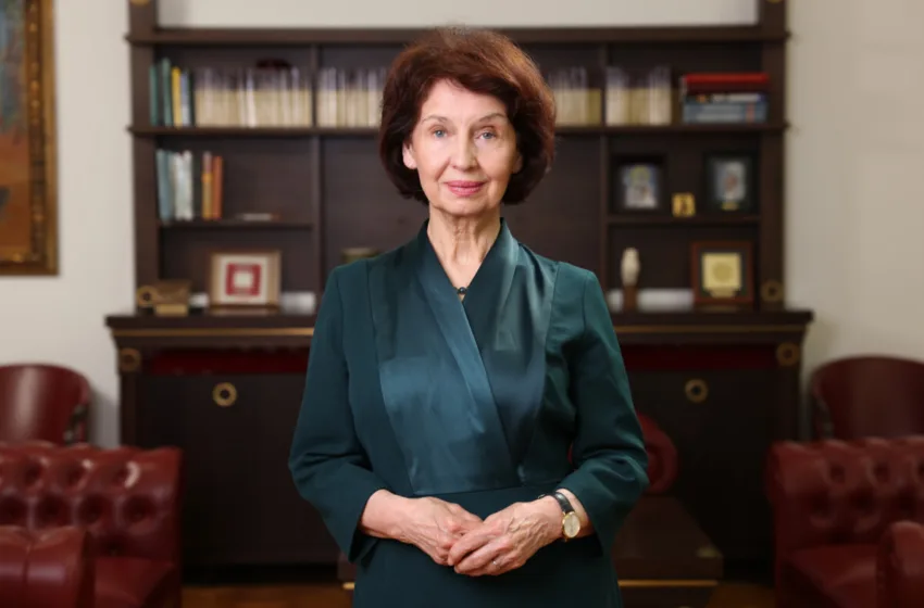  Честитка од претседателката Силјановска Давкова по повод 24 Мај, Денот на сесловенските просветители светите браќа Кирил и Методиј