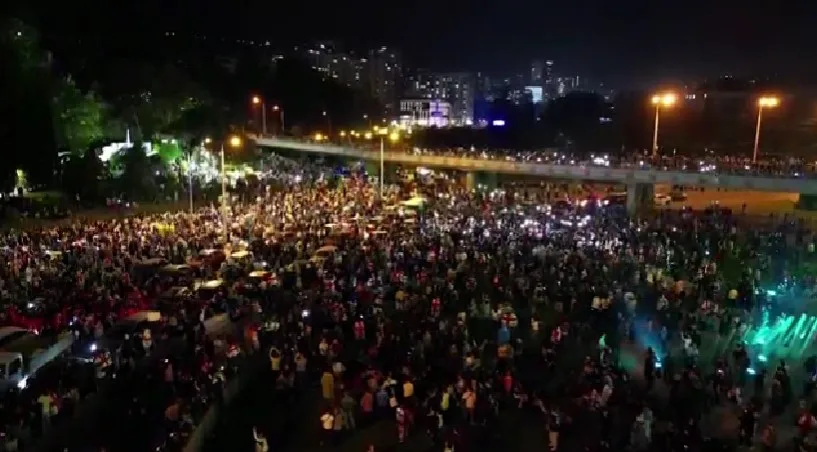  Нов протест во Тбилиси: Илјадници демонстранти на улиците