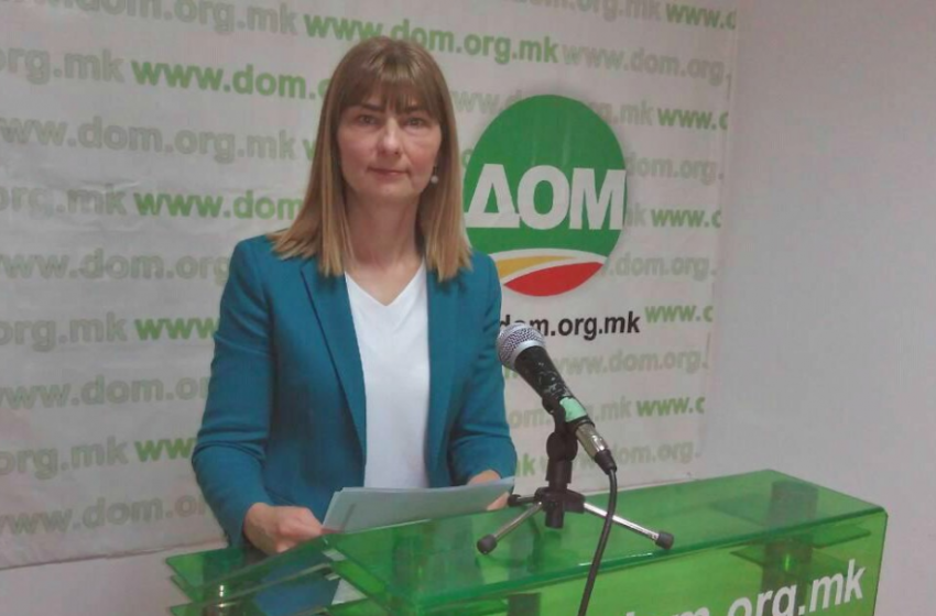  Маја Морачанин поднесе оставка од лидерската функција на ДОМ