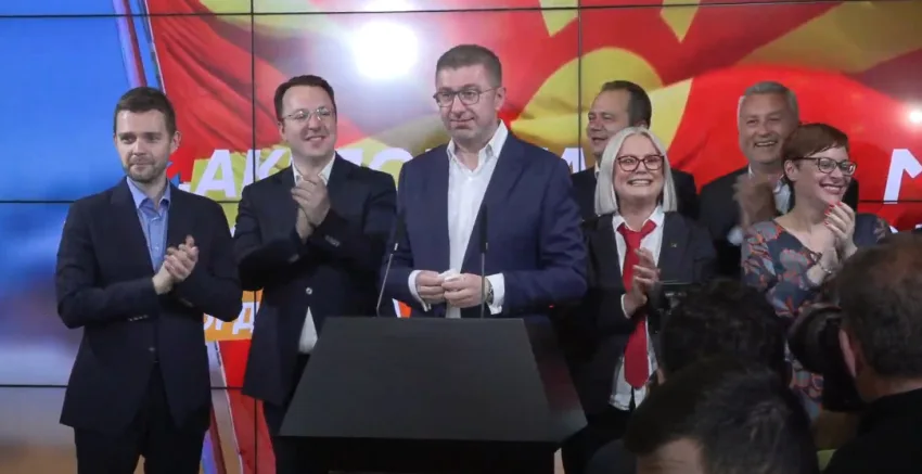  Мицкоски: Успеавме, успеавте, историска победа на народот!