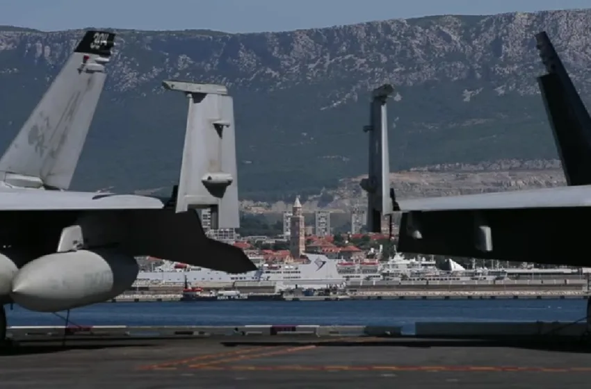  Кинескиот носач на авиони ги започна своите први морски проби