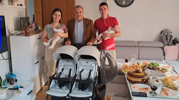  Беровско Русиново слави: После долги години се родија близначиња