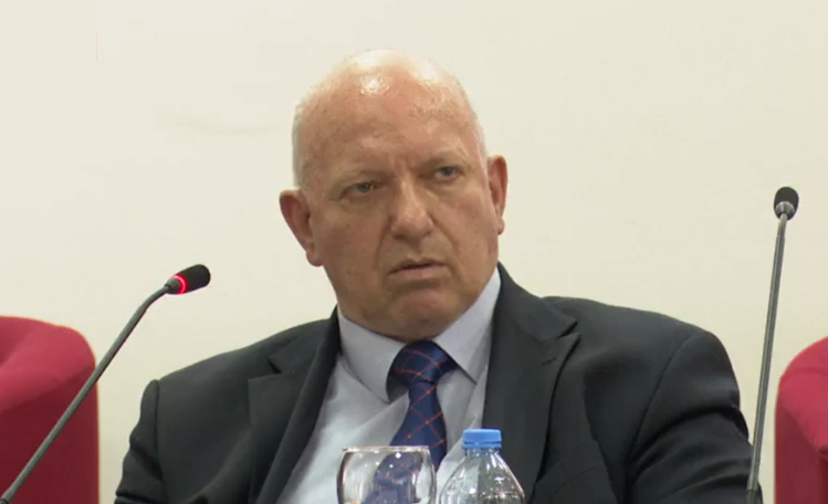 Азески во Париз панелист на конференција на ОЕЦД